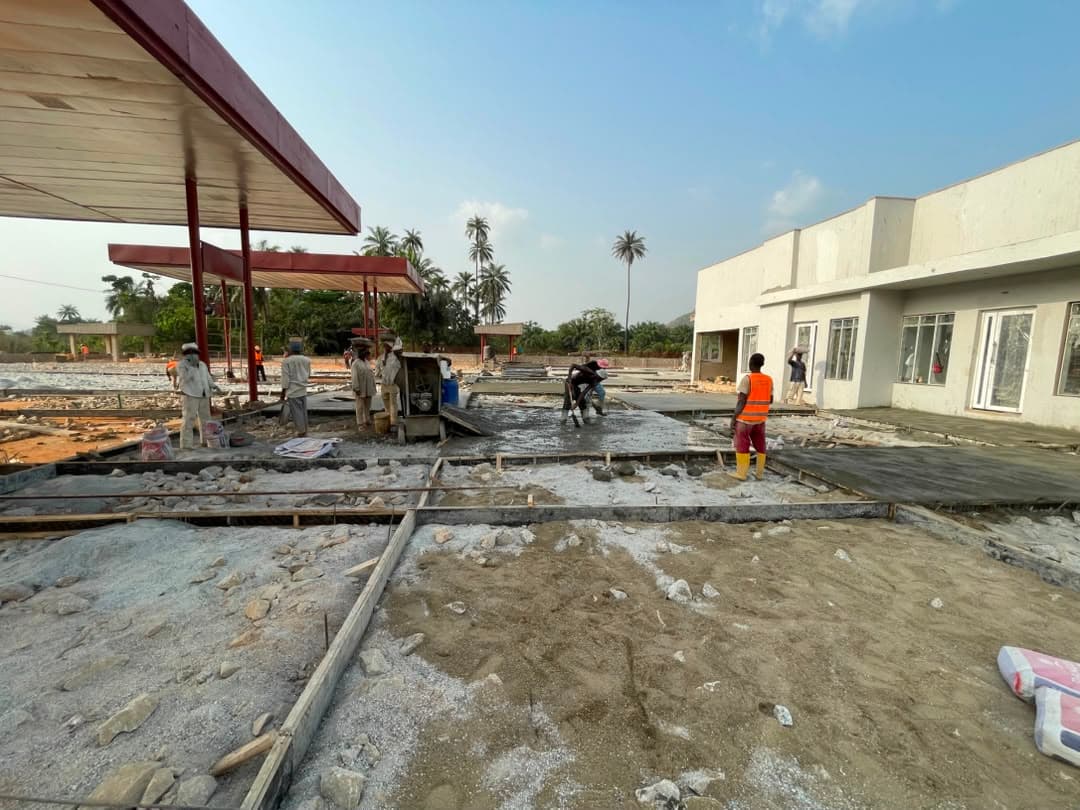 JMakay crew at work on a forecourt concrete pour